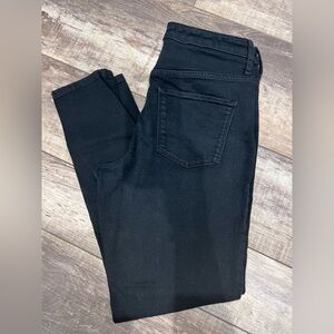 Universal Thread Women's Black Skinny Jeans